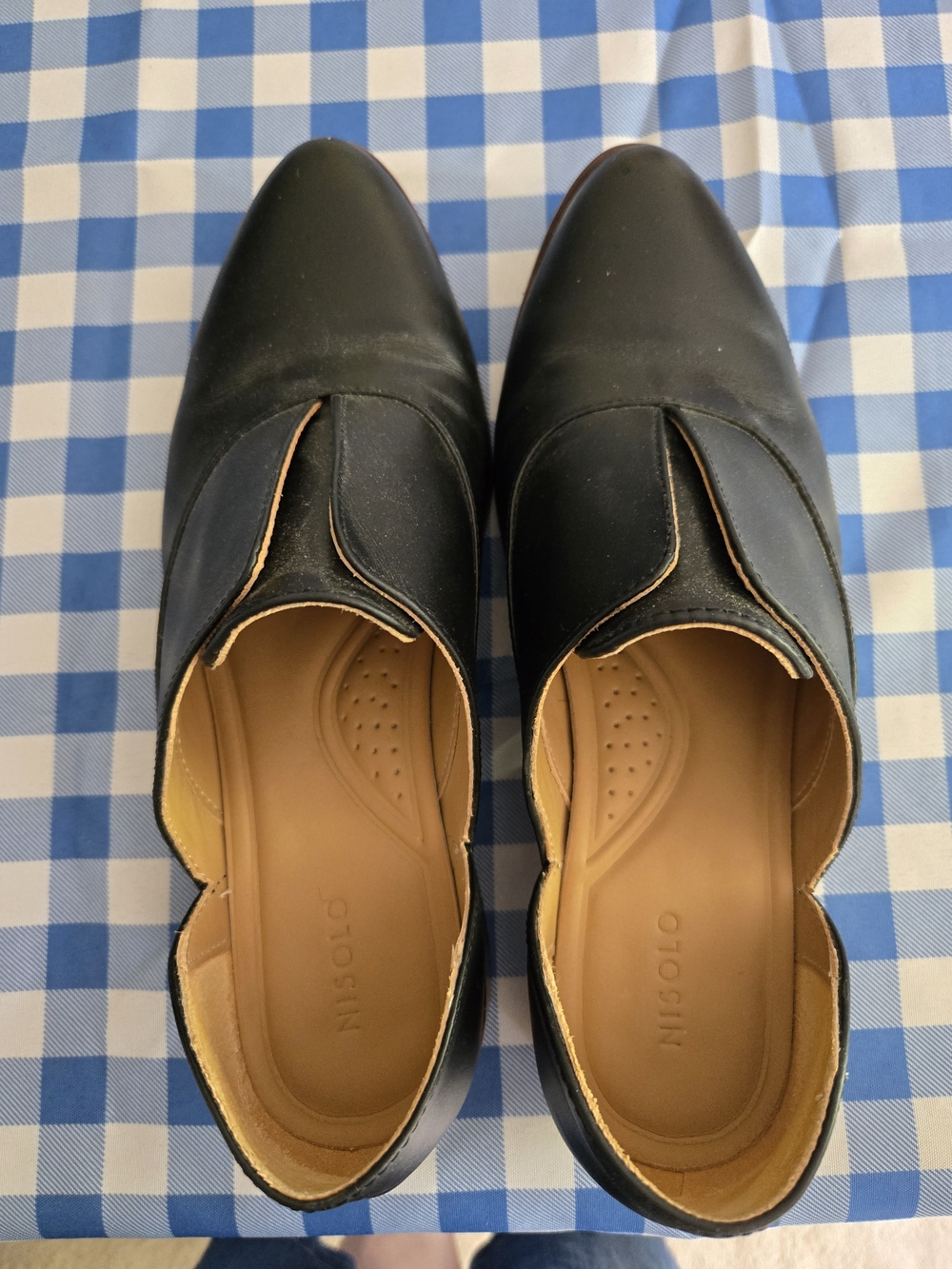 Nisolo Women's Black Slip-On Dress Shoes Size 8. Runs Large